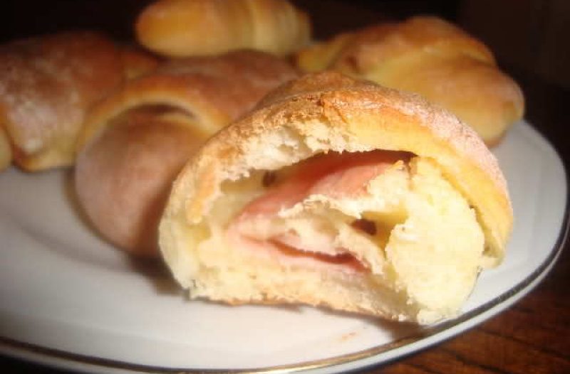 Kaštela - kastelahr.com - Kruh i peciva - Pecivo sa šunkom i sirom