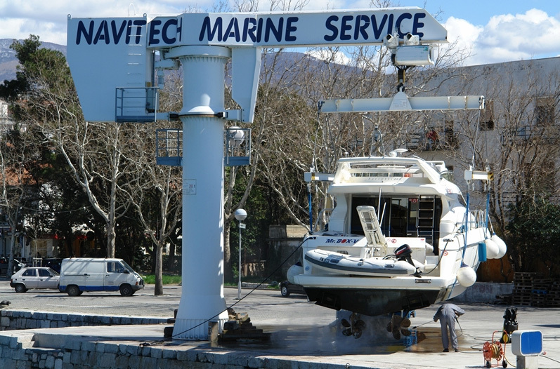 Kaštela - kastelahr.com - Tvrtke - Servisiranje broda