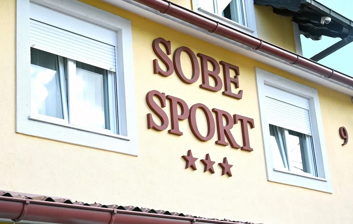 Kaštela - kastelahr.com - Putovanja - Sobe Sport - idealan smještaj u Zagrebu za pojedince i grupe, obiteljske i poslovne proslave