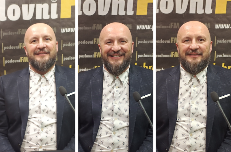 Kaštela - kastelahr.com - Drago Cmuk: Najveću ozbiljnost postiže čovjek onda kada je kao dijete uronjen u igru