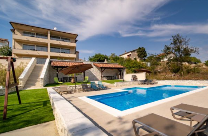 Kaštela - kastelahr.com - Putovanja - B&M Apartments Rab-Lopar
