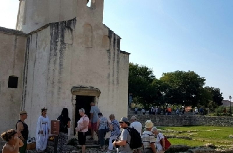 Kaštela - kastelahr.com - Sunčev pozdrav