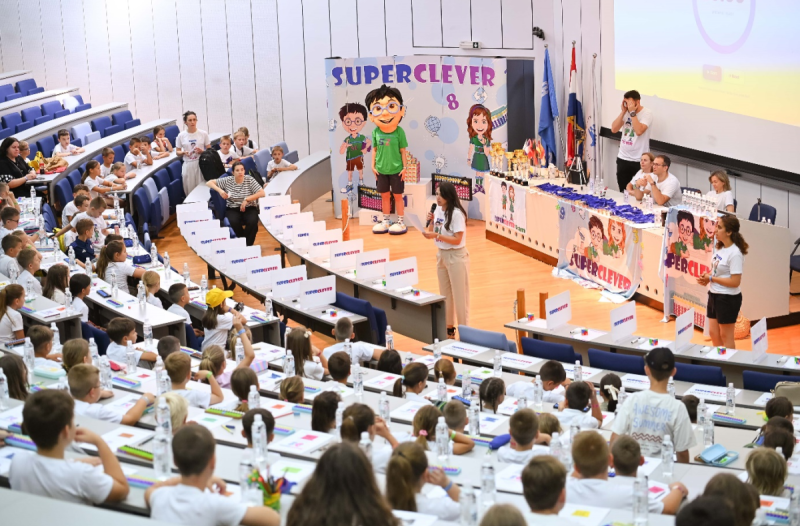 Kaštela - kastelahr.com - 5. Međunarodna SuperClever olimpijada održana na FESB-u u Splitu okupila brojne sudionike